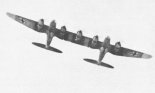Samolot- holownik szybowców transportowych Heinkel He-111Z-1 ”Zwilling” w locie. (Źródło: archiwum).