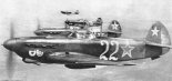 Samoloty myśliwskie Jak-9D lotnictwa radzieckiego. (Źródło: archiwum). 