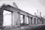 Ruiny Warsztatów Szybowcowych spalonych we wrześniu 1939 r. (Źródło: ”Polskie konstrukcje lotnicze do 1939”. Tom 3).
