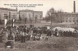 Napełnianie balonu Schlesien do pierwszego lotu Schlesischer Verein für. Luftschiffahrt . Wrocław, ul. Trzebnicka. (Źródło: Polska na fotografii - polska-org.pl).