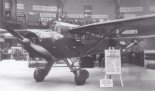 Pierwszy prototyp LWS-3/I ”Mewa” na Salonie Paryskim w 1939 r. (Źródło: Glass Andrzej ”Polskie konstrukcje lotnicze do 1939”. Tom 2).