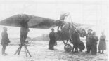 Morane-Saulnier L na froncie rosyjskim. Na tym egzemplarzu w 7 Oddziale Myśliwskim frontu południowo- zachodniego walczył w 1917 r. Donat Makijonek. (Źródło: Januszewski S. ”Wynalazki lotnicze Polaków 1836- 1918”). 