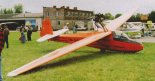 Motoszybowiec ”Moto-Sroka” (ŁA-0451) prezentowana na VII Stalowowolskim Zlocie Amatorskich Konstrukcji w Turbii, 2001 r. (Źródło: Przegląd Lotniczy Aviation Revue nr 10/2001).