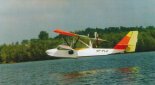 Jezioro Jeziorsko zapisało się 25.09.2001 r. w historii polskiego lotnictwa. (Źródło: Przegląd Lotniczy Aviation Revue nr 11/2001).