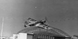 Start samolotu PZL-26 (SP-PZL) na bramkę, Międzynarodowe Zawody Samolotów Turystycznych (Challenge 1934). (Źródło: archiwum).