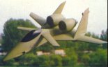 Model samolotu PZL-230 ”Skorpion” w postaci dwusilnikowego samolotu z napędem turbowentylatorowym. (Źródło: Lotnictwo Aviation International nr 4/1993).