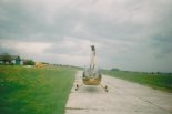 Śmigłowiec Robinson R-44 ”Raven II” na lotnisku Aeroklubu Kieleckiego w 2008 r. (Źródło: Damian Lis).