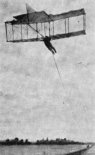 Szybowiec Rudlicki nr 1 podczas pierwszego lotu 3.03.1909 r. w Odessie. (Źródło: archiwum).