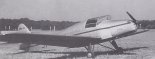 Prototyp samolotu sportowego RWD-16 ”Osa” w trzeciej wersji ze zmienioną osłoną kabiny, silnikiem Avia oraz zmienionym tyłem kadłuba i usterzeniem. (Źródło: Glass Andrzej ”Polskie konstrukcje lotnicze do 1939”. Tom 2).