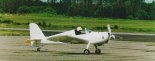 Próby kołowania samolotu SBM-01 na lotnisku w Modlinie. (Źródło: Przegląd Lotniczy Aviation Revue nr 8/2001).