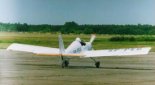 Samolot SBM-01 podczas pierwszego oblotu. Modlin, 09.06.1998 r. (Źródło: ”Prostota konstrukcji powoduje znaczny spadek ceny…”- www.dlapilota.pl).