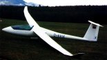 Szybowiec Schempp-Hirth ”Ventus 2cT”. (Źródło: Przegląd Lotniczy Aviation Revue nr 10/2000).