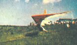 Lotnia Z-87 podchodząca do lądowania. (Źródło: Horyzonty Techniki nr nn/1988).