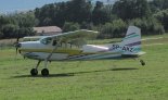 Samolot wielozadaniowy Cessna 185 ”Skywagon” (SP-AKZ). (Źródło: Copyright Jacek Kos).